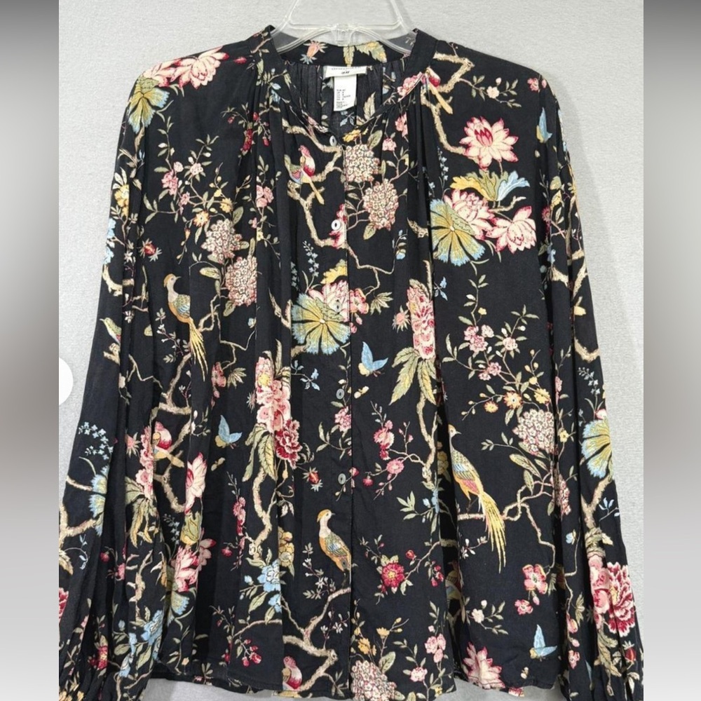 GP & J Baker H&M Woman's Boho Floral Bird Print Top Size 6Button Oversized